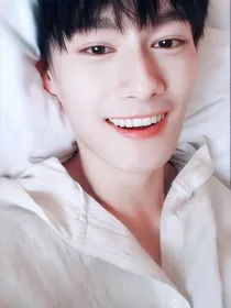 汪卓成是我的光