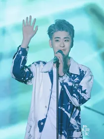 张云雷，请查收您的小龙妹