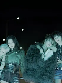 blackpink：SCHOOL