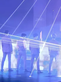 EXO：乱七八糟的学校