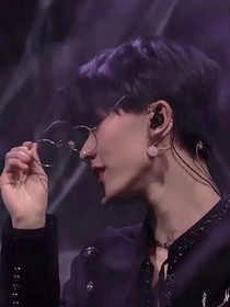 马嘉祺：我的夫人逃跑了