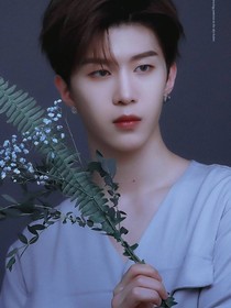 成全：范丞丞