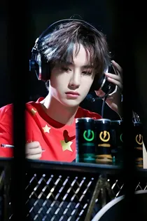 王一博:乖，大神别闹