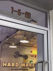 蘑菇云上的你我