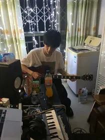 周震南：偷吻-d771
