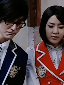 萌学园：纸飞机