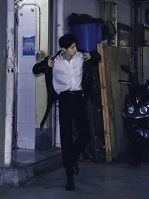 白敬亭：绝处逢生