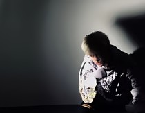 毕侃：我陪你