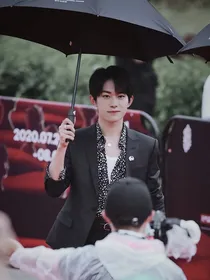 易烊千玺入股不亏