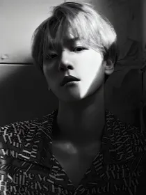 边伯贤：超自然心动