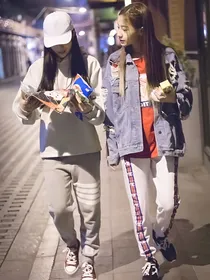 相见，相识，相爱，想思