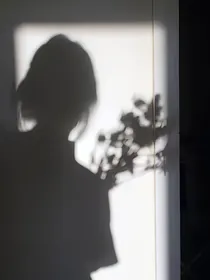 妹妹，离哥哥近点听不到