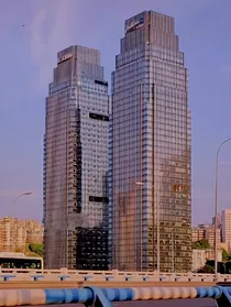 TNT：生活就是你们和我