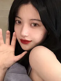 快穿：这个女配好高冷
