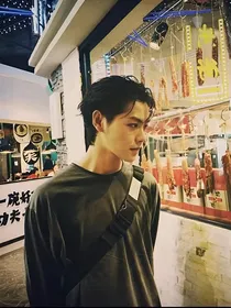 肖宇梁：论穿越遇到男神怎么办