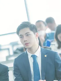 机智的恋爱之汪律与他可爱女友
