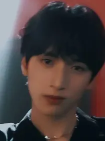 严浩翔——一直保持恋爱关系