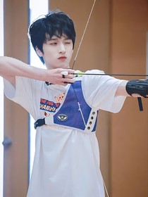 严浩翔：夫人也穿越了吗