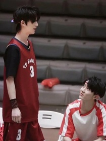 祺鑫：队长好像喜欢我？！