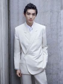 王俊凯的温柔女友刘晓蕾-d703