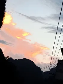 太阳落山了喔：——O