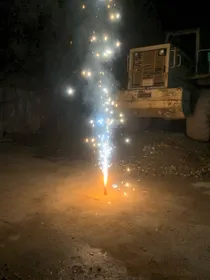 他要离开了