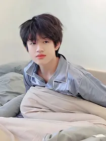 张极：先苦后甜