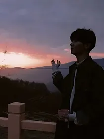 马嘉祺：追星反被追