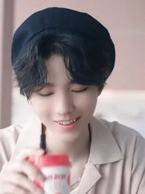 我哥哥是人气偶像王俊凯-d311