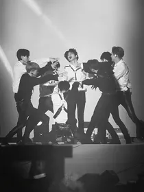 EXO：恋爱到底有多甜