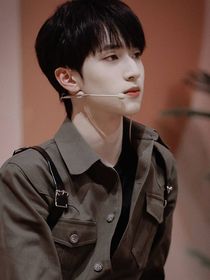 严浩翔：重生后，我成了严总的影后娇妻