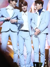 EXO：你又在娇喘