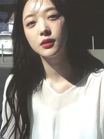 冬雪未眠，肖战是护花使者