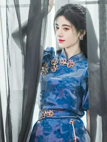 乱世丽人行之谢梵月