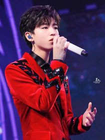 王俊凯是我表哥-d574