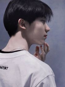 女人，别逃出我的手心