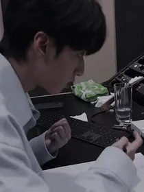 严浩翔的转校生妹妹
