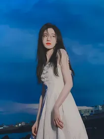 回首阑珊，你依旧在