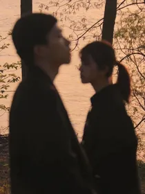 青丝弄瑶玉……