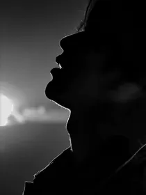 蔡徐坤：沉溺摘星