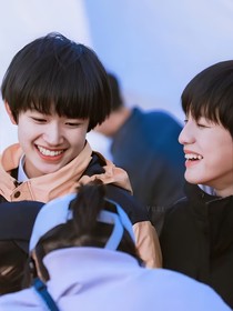 捧的宝是极