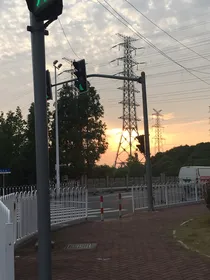 丁程鑫：如果不记得声音