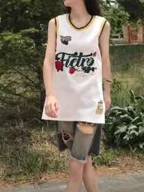 毒女的奇葩人生