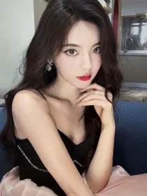杨超越美图