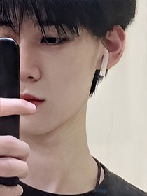 张真源：好喜欢这个视角
