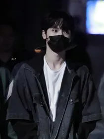 严浩翔：上世纪爱人