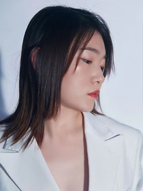 她能成熟吗？