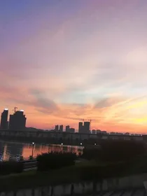 爱越深陷越深