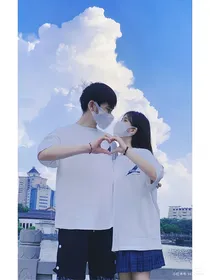 我的未婚夫竟然是校草