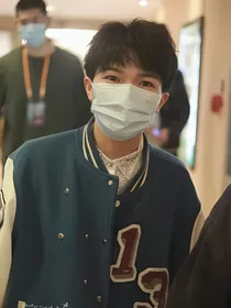 周深：故事贩卖机